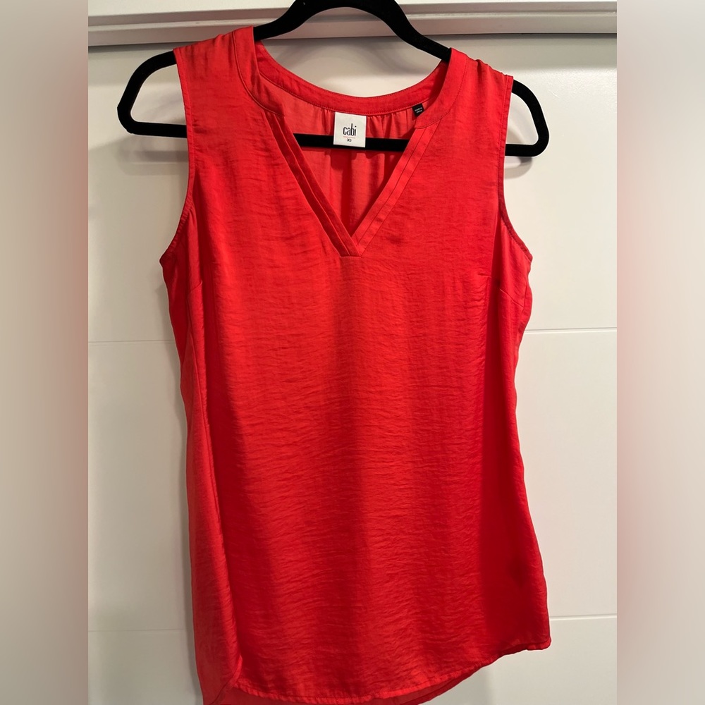 Cabi #5364 Rose red split neck tank